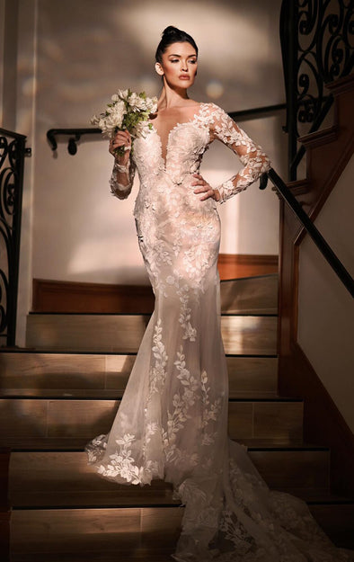 Martina Liana ($2500 - $4000) – Lotus Bridal