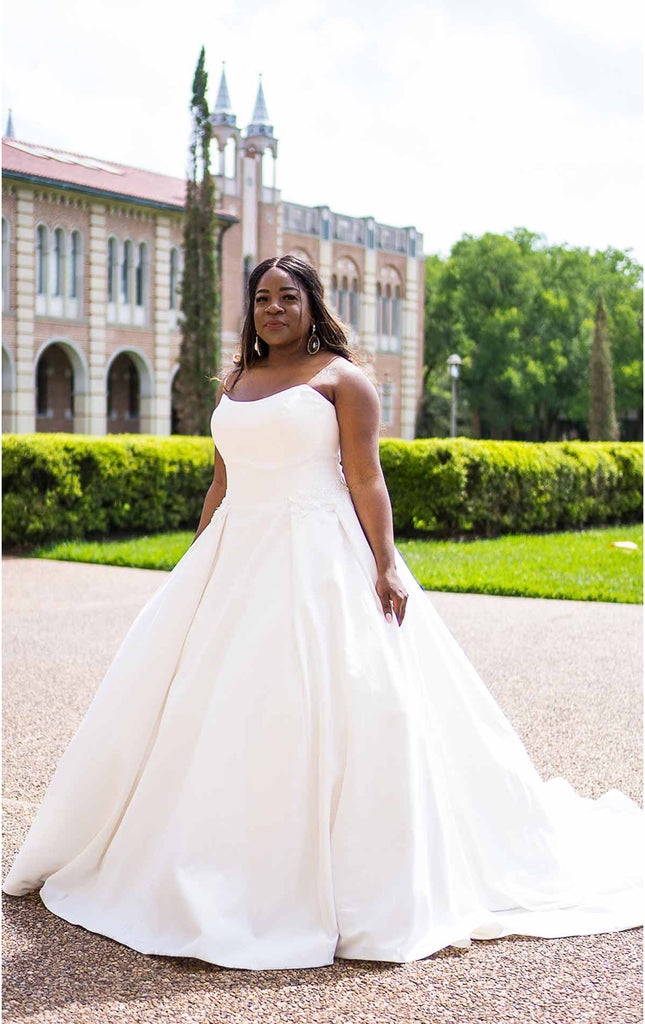 Plus size white hot sale ball gowns